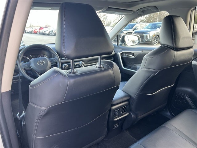 2022 Toyota RAV4 Hybrid XLE Premium