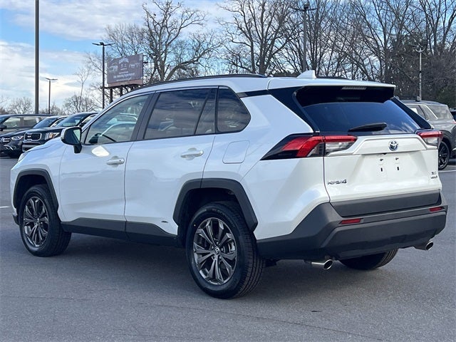 2022 Toyota RAV4 Hybrid XLE Premium