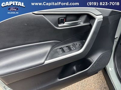 2023 Toyota RAV4 Hybrid XLE