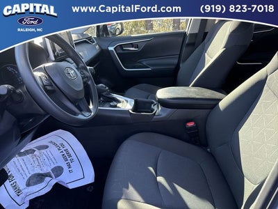 2025 Toyota RAV4 Hybrid XLE