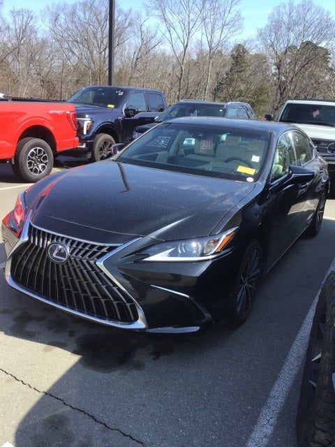 2022 Lexus ES 300h
