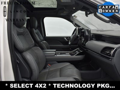 2019 Lincoln Navigator Select