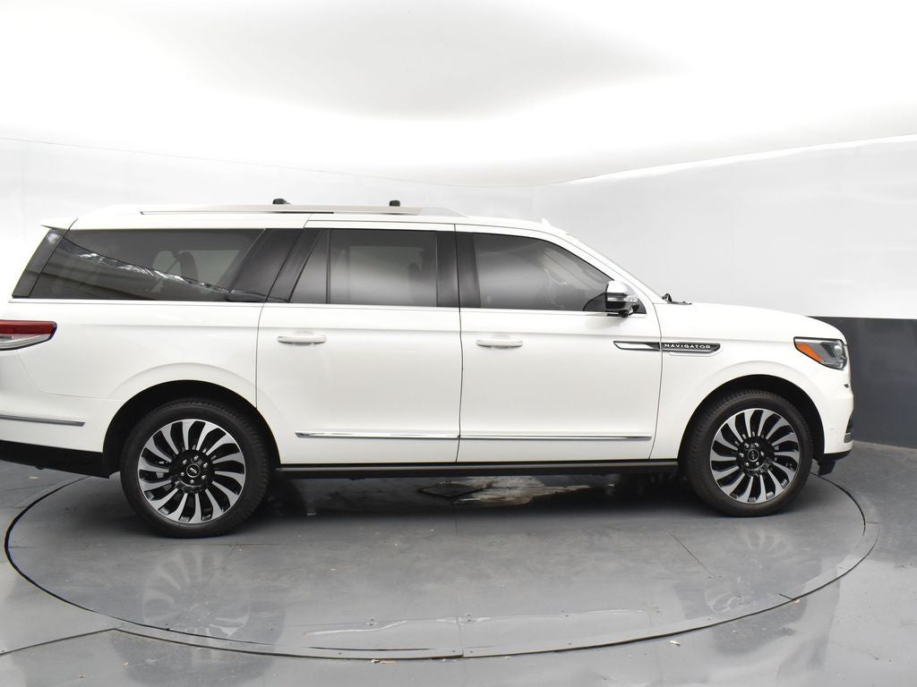 2022 Lincoln Navigator L L Black Label