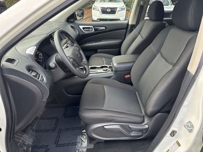 2020 Nissan Pathfinder S