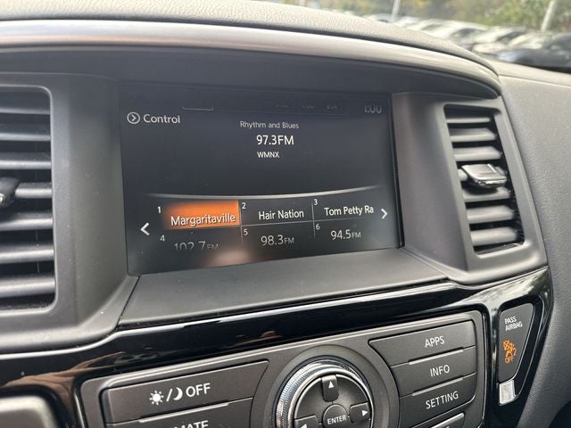 2020 Nissan Pathfinder S