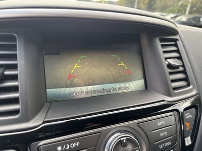 2020 Nissan Pathfinder S