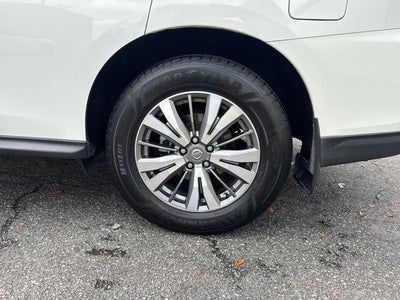 2020 Nissan Pathfinder S