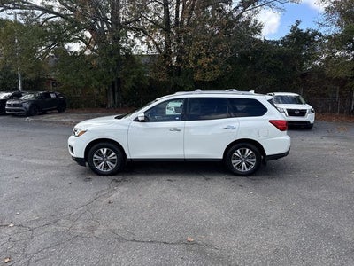 2020 Nissan Pathfinder S