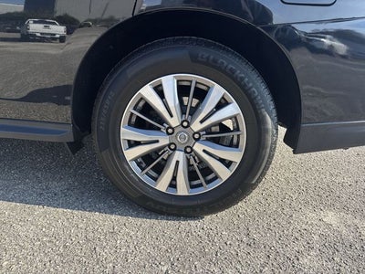 2020 Nissan Pathfinder SL