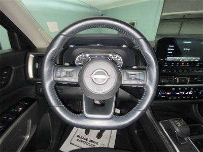 2022 Nissan Pathfinder Platinum