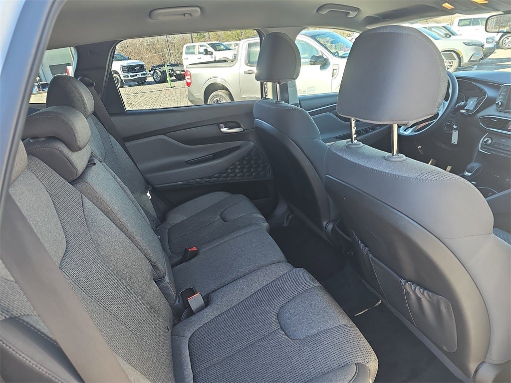 2020 Hyundai Santa Fe SE