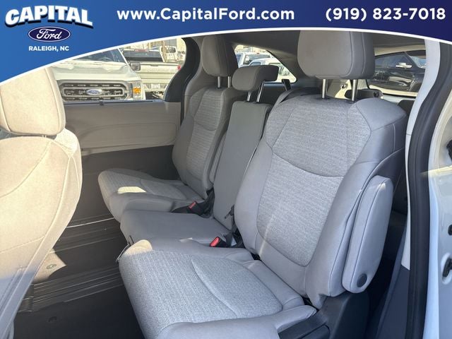 2024 Toyota Sienna LE 8 Passenger