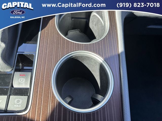 2024 Toyota Sienna LE 8 Passenger