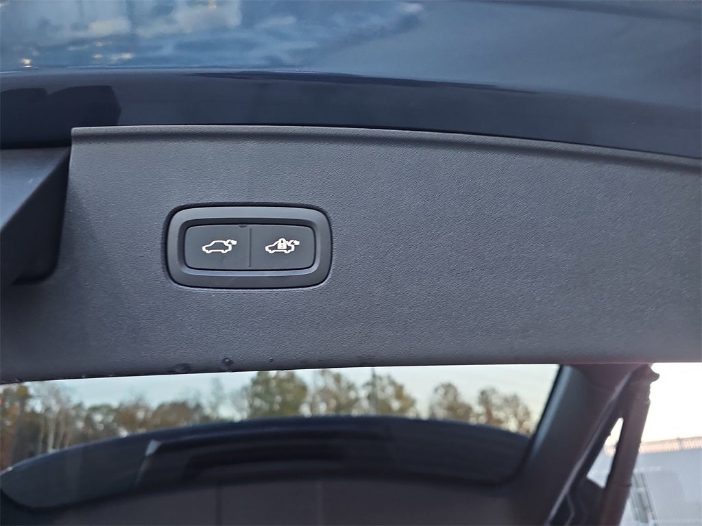 2025 Volvo EX90 Twin Motor Ultra 7-Seater