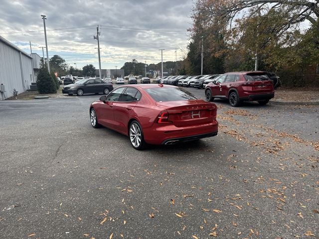 2020 Volvo S60 T5 Momentum