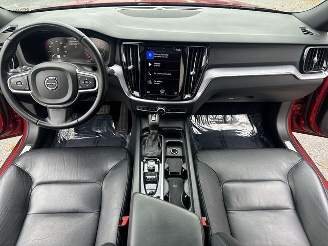 2020 Volvo S60 T5 Momentum