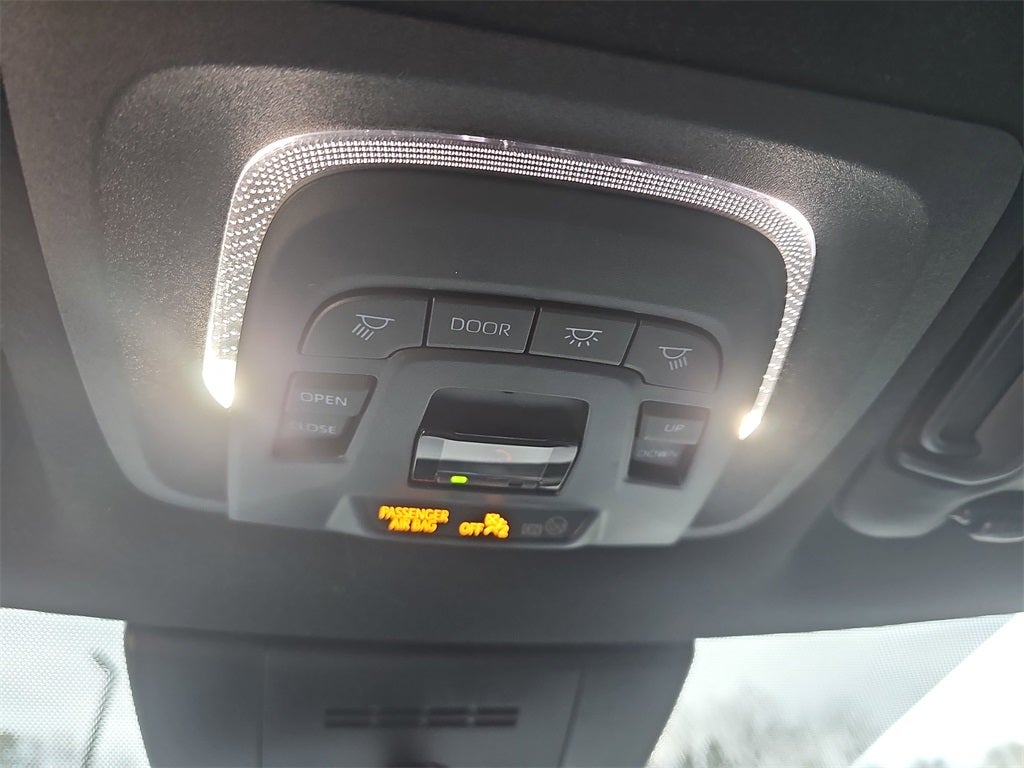 2023 Toyota Corolla Cross Hybrid SE