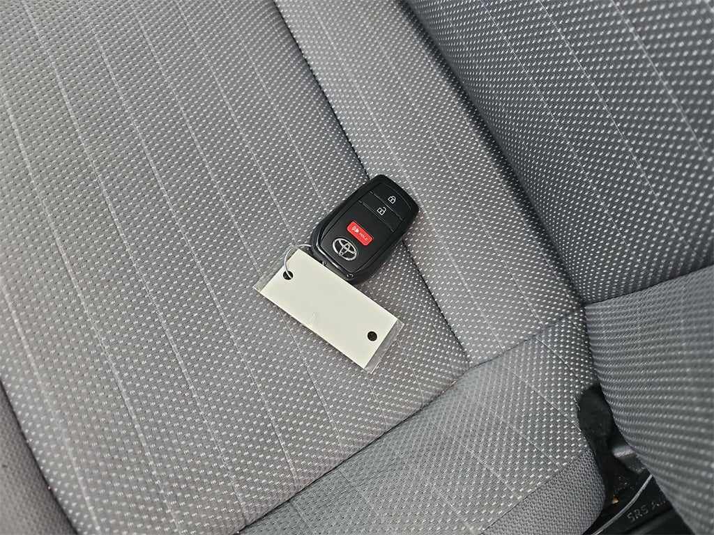 2023 Toyota Corolla Cross Hybrid SE