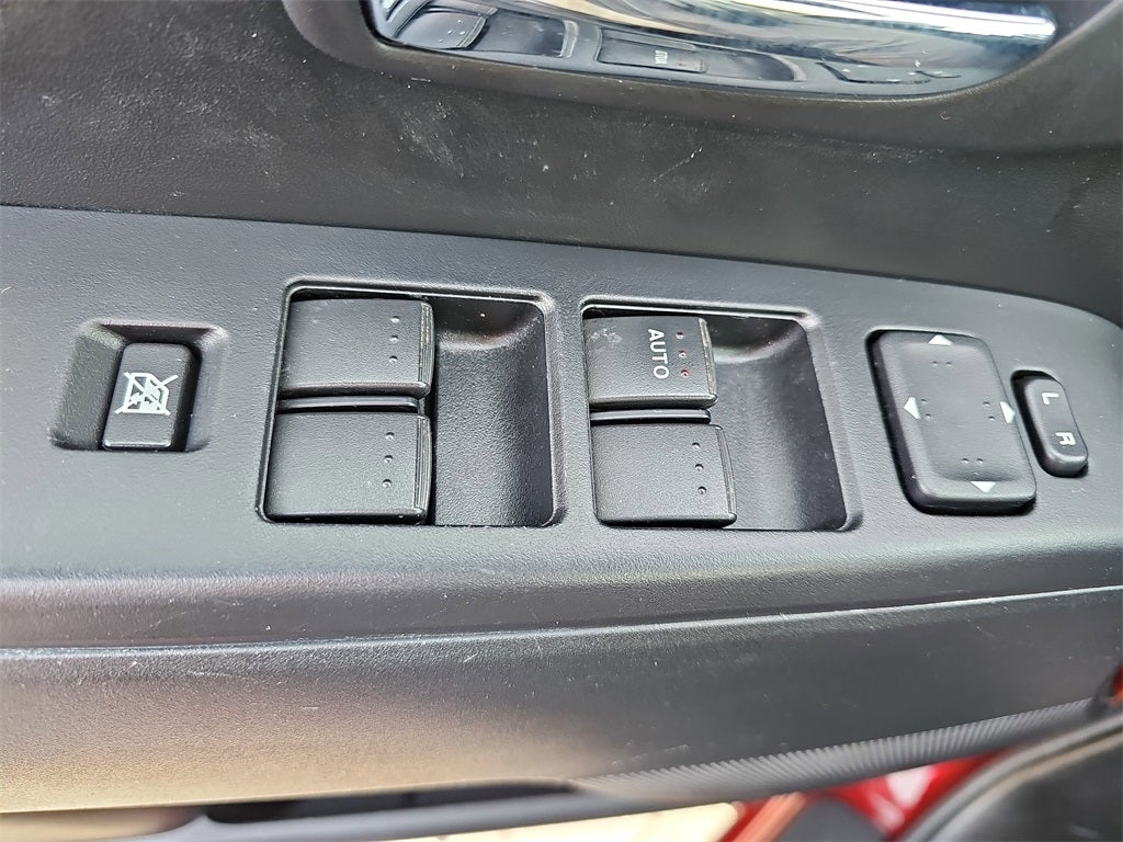 2012 Mazda Mazda5 Sport