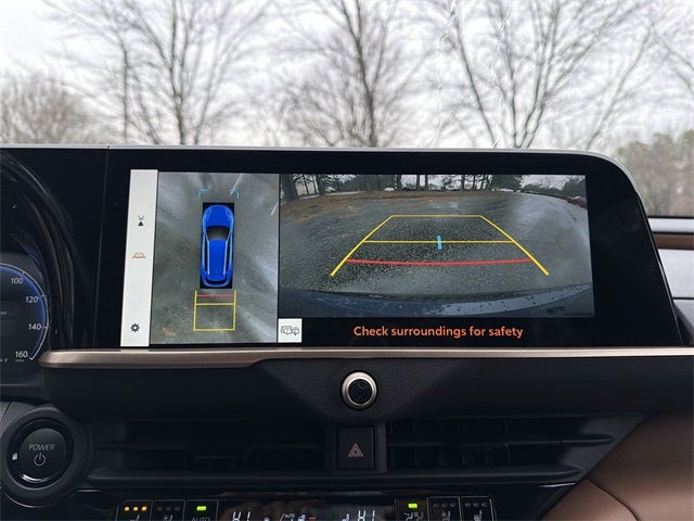 2025 Toyota Crown Signia Limited