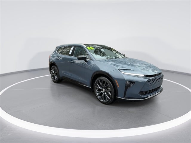 2025 Toyota Crown Signia Limited