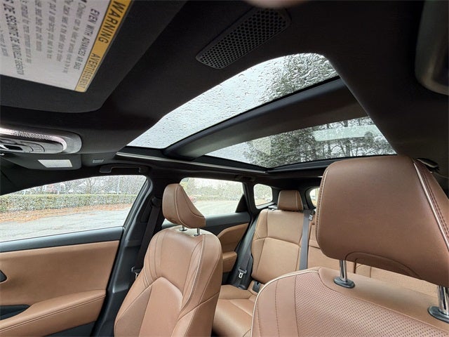 2025 Toyota Crown Signia Limited