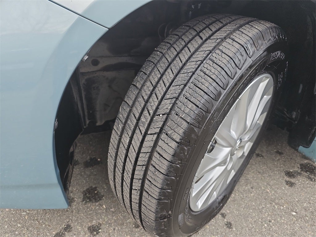 2014 Toyota Prius Plug-in Base