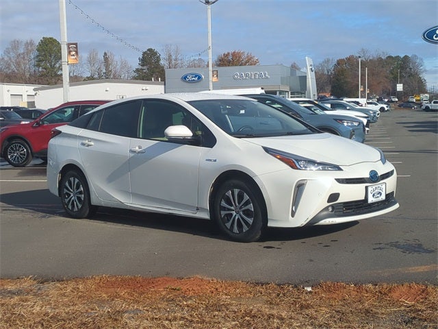 2019 Toyota Prius XLE AWD-e
