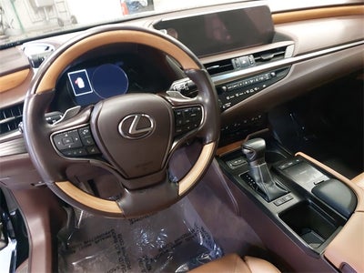 2019 Lexus ES 300h