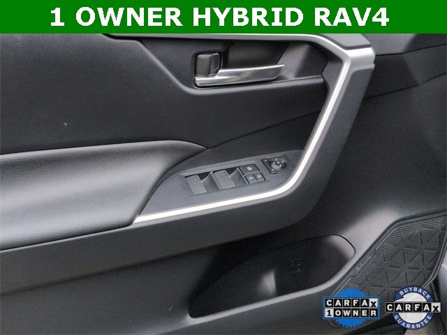 2023 Toyota RAV4 Hybrid SE