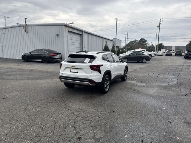 2024 Chevrolet Trax LT