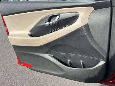 2018 Hyundai Elantra GT Base