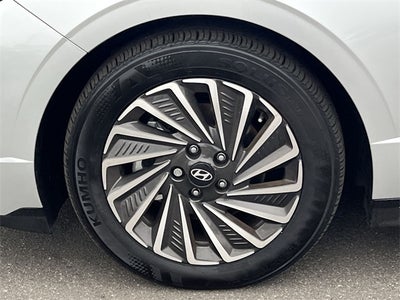 2025 Hyundai Sonata Hybrid SEL