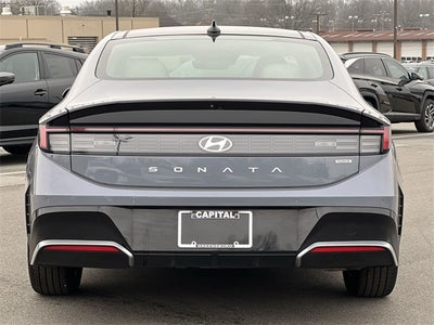 2025 Hyundai Sonata Hybrid Limited