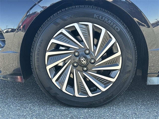 2025 Hyundai Sonata Hybrid Limited
