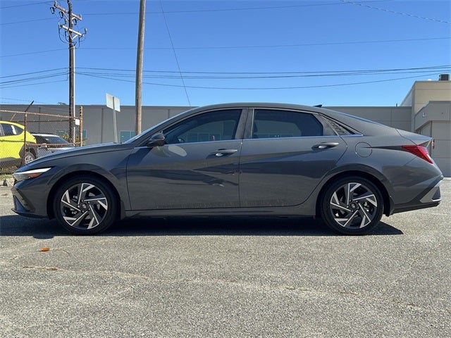 2024 Hyundai Elantra Hybrid Limited