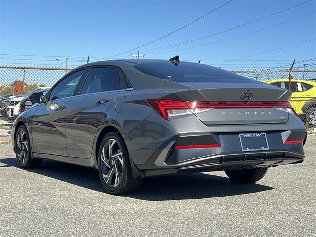 2024 Hyundai Elantra Hybrid Limited