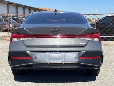 2024 Hyundai Elantra Hybrid Limited