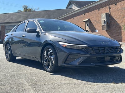 2024 Hyundai Elantra Hybrid Limited