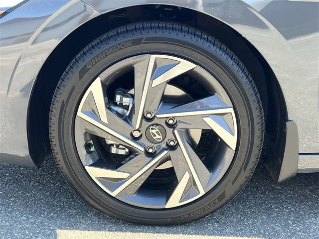 2024 Hyundai Elantra Hybrid Limited