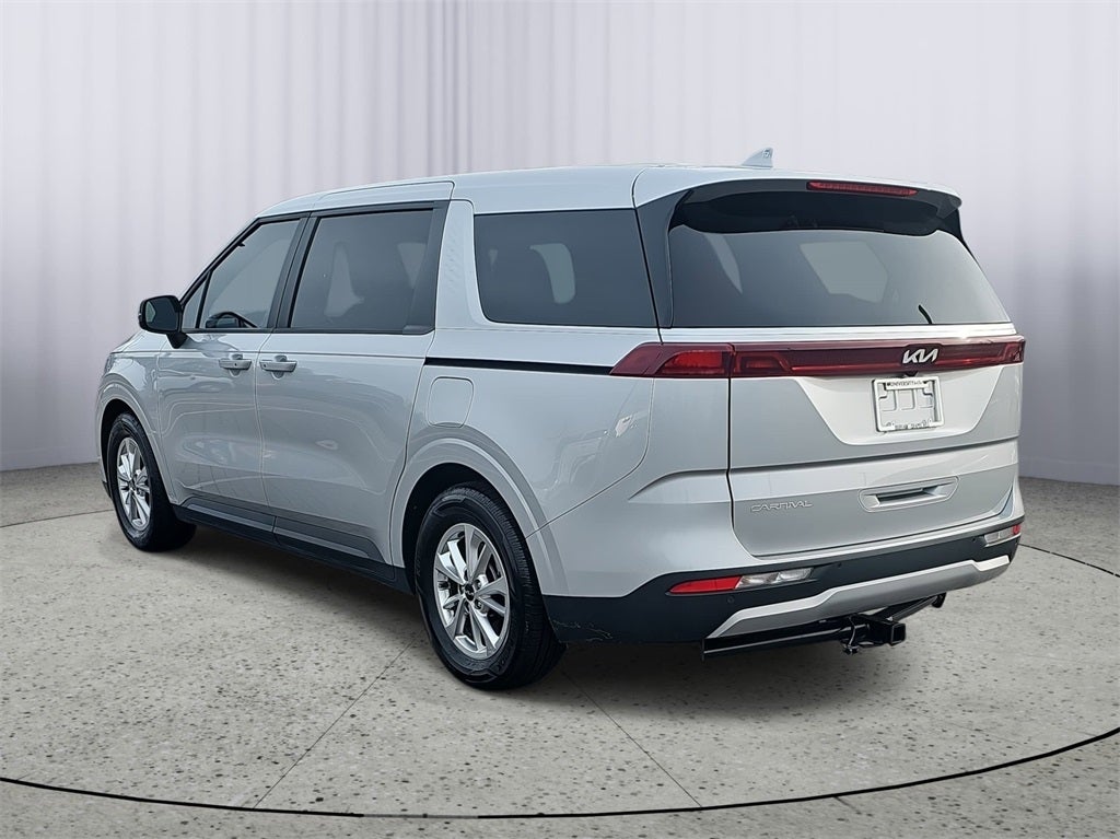 2023 Kia Carnival LX