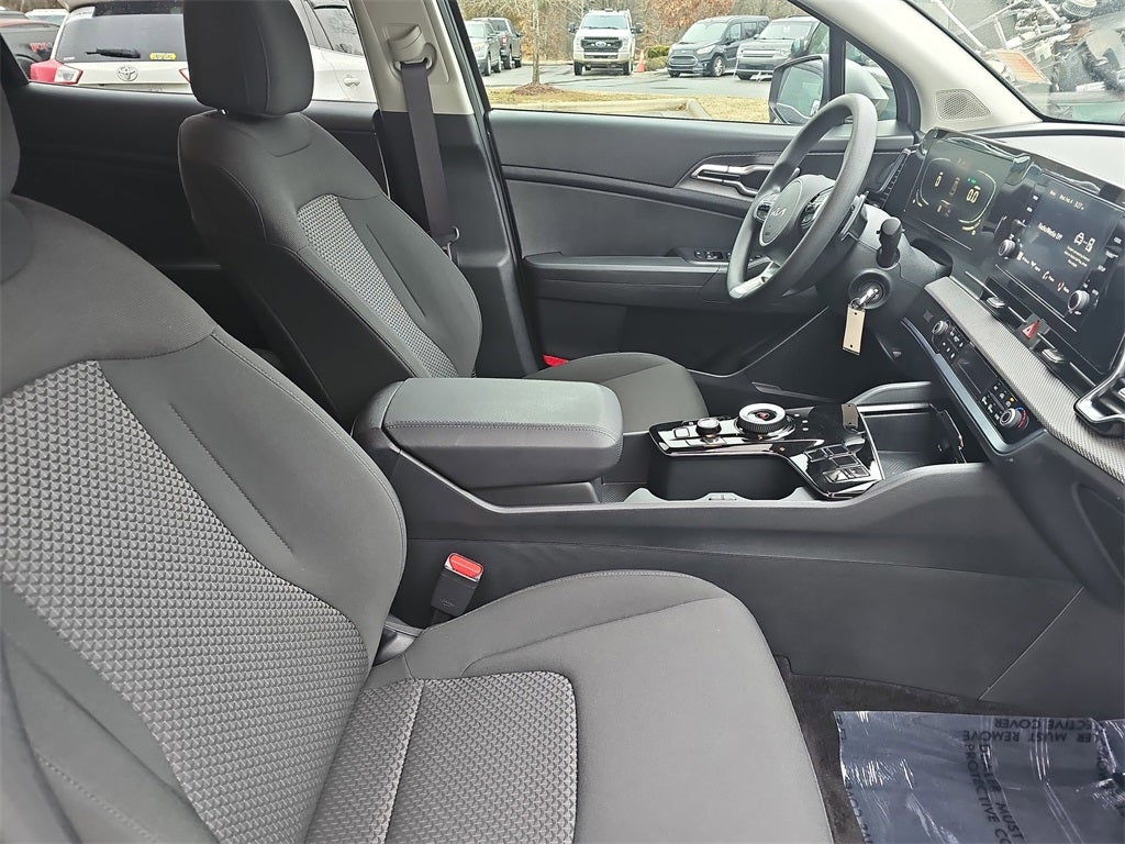 2025 Kia Sportage Hybrid LX