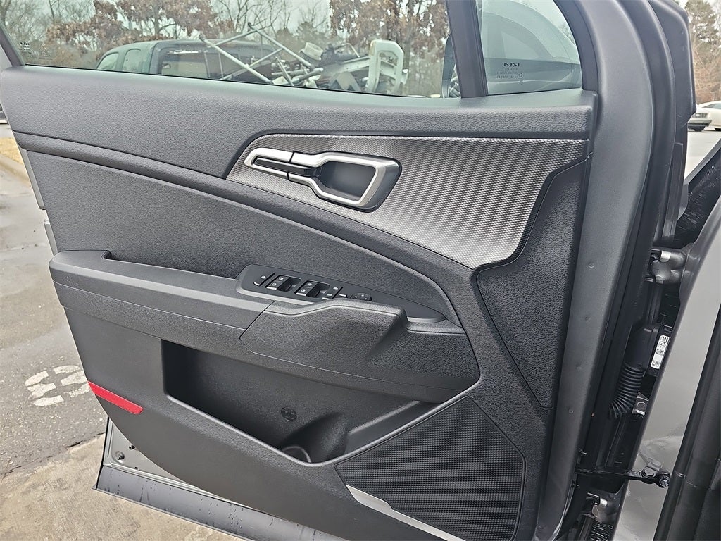 2025 Kia Sportage Hybrid LX