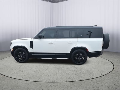 2023 Land Rover Defender 130 X-Dynamic SE