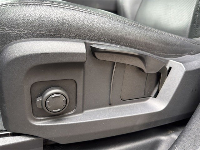 2023 Land Rover Defender 110 S