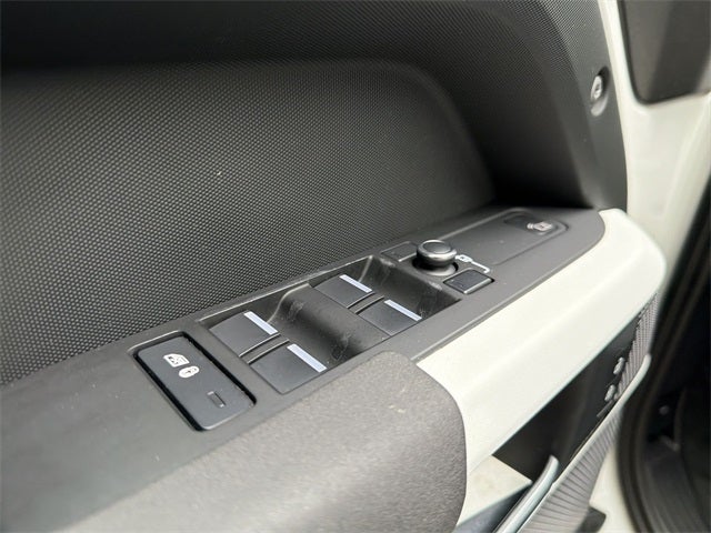 2023 Land Rover Defender 110 S