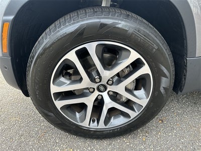 2024 Land Rover Defender 130 S