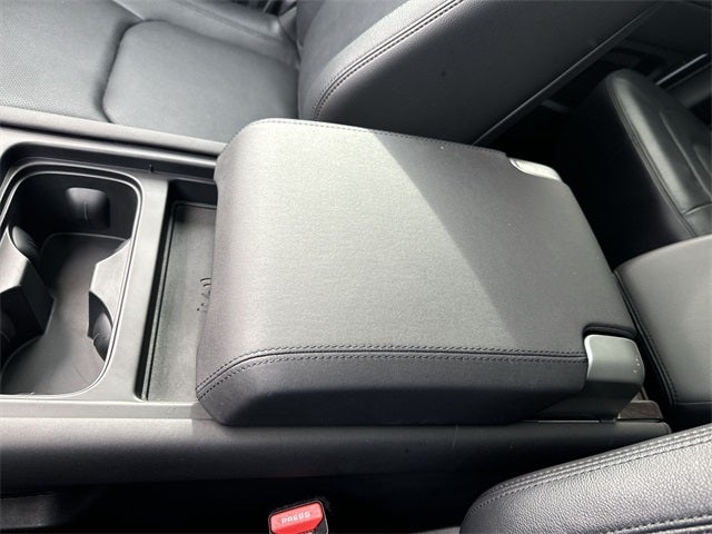 2024 Land Rover Defender 130 S