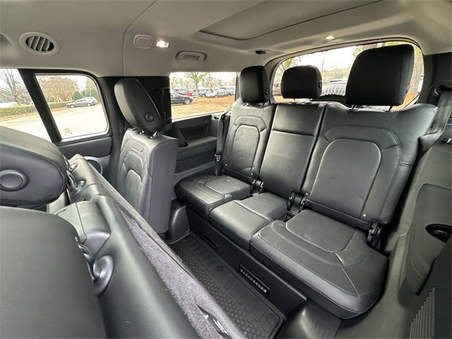 2024 Land Rover Defender 130 S