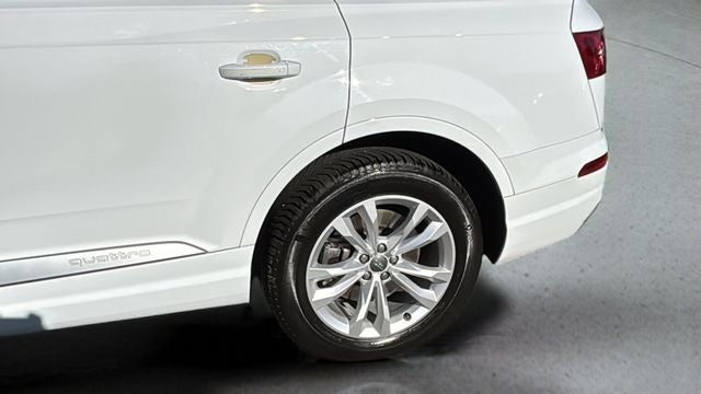 2019 Audi Q7 45 SE Premium quattro